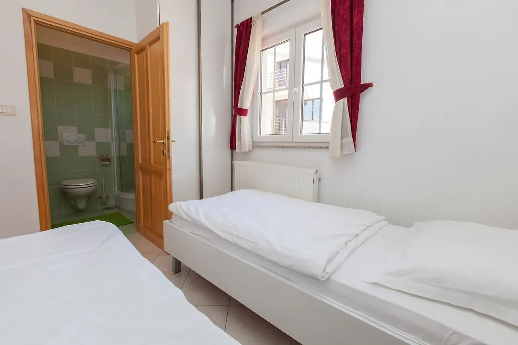 Apartments Vila Rosa Mora Crikvenica