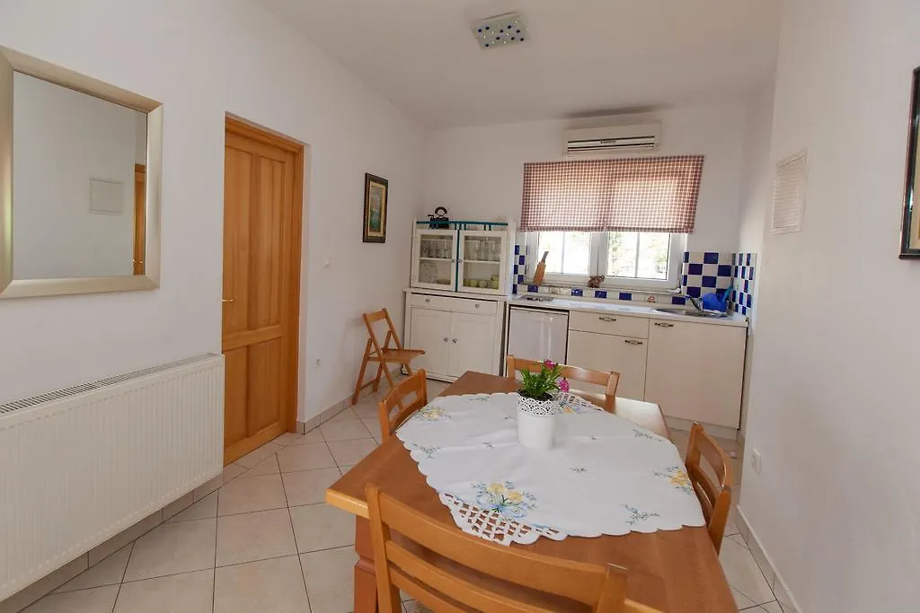 Apartments Vila Rosa Mora Crikvenica 0*,  Croatia